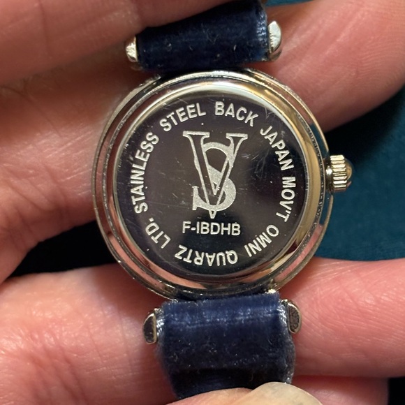 Blue and Silver Quartz movement Watch - Picture 2 of 9